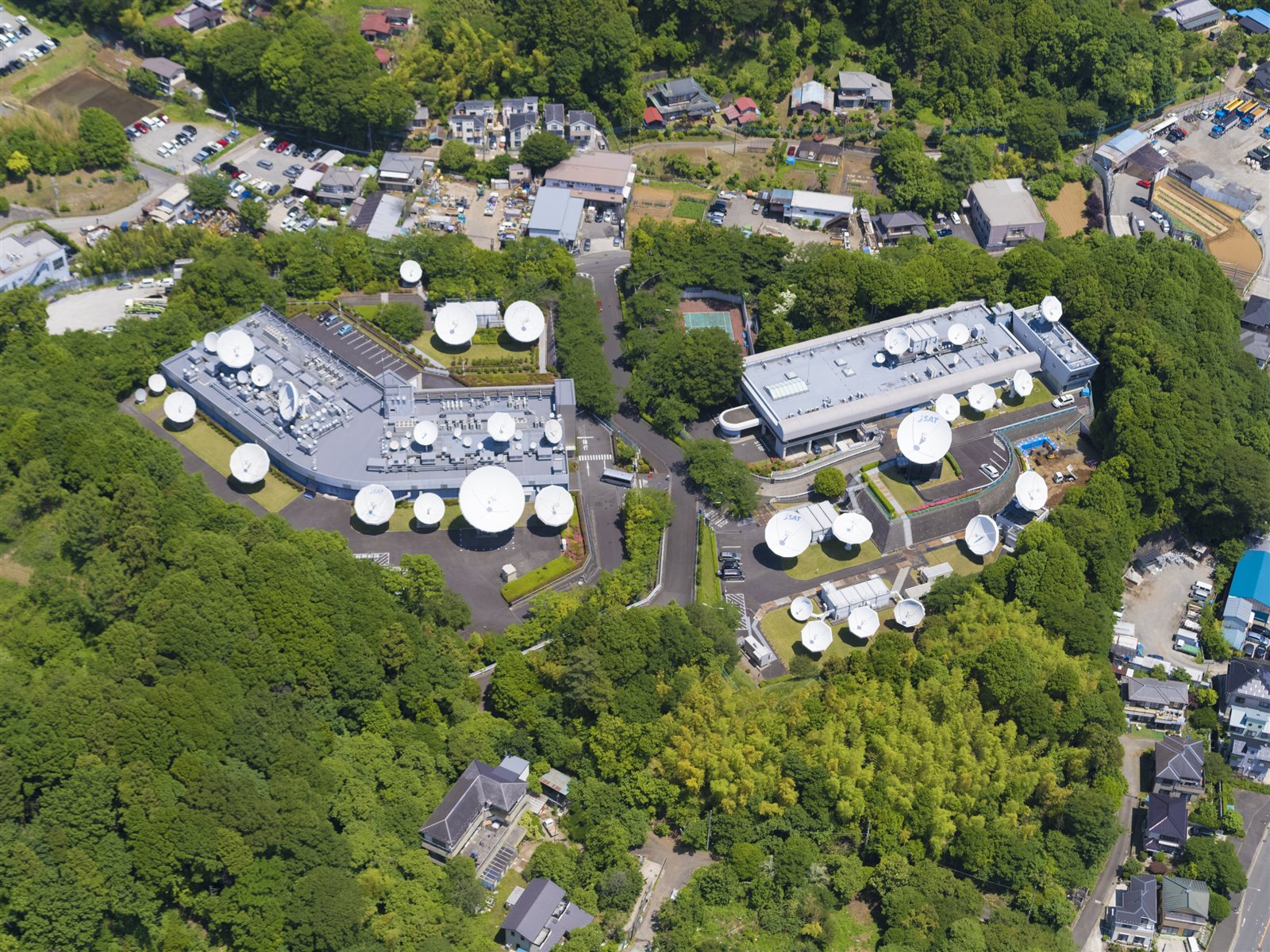 横浜衛星管制センター 航空写真